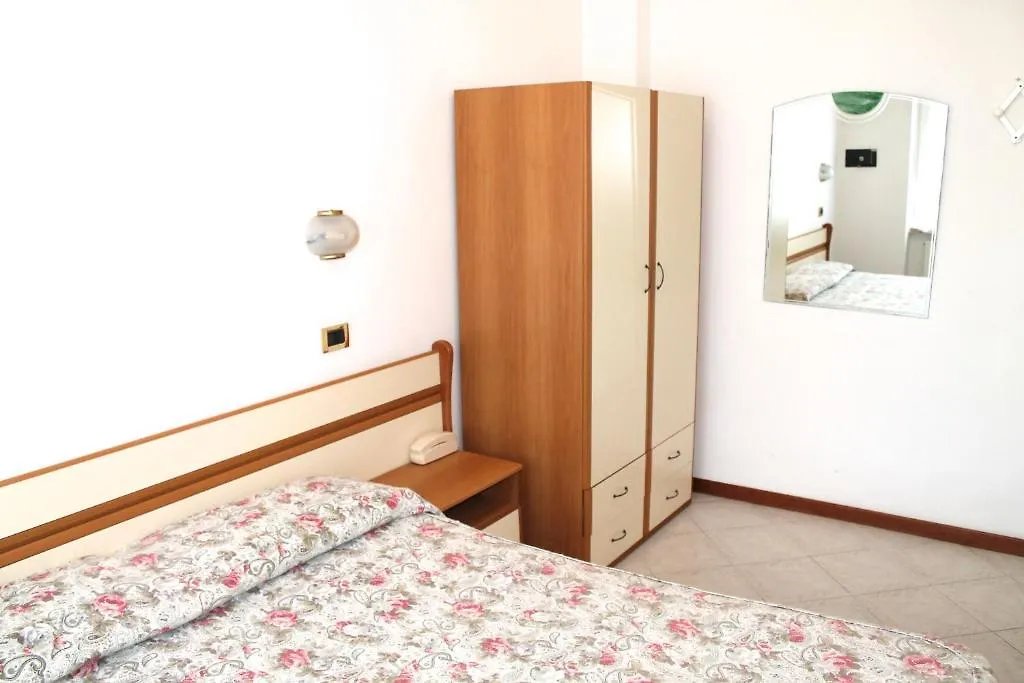 Hotel I 4 Assi Viareggio 0*,