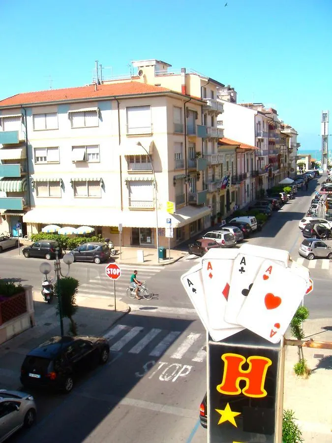 Hotel I 4 Assi Viareggio 0*,